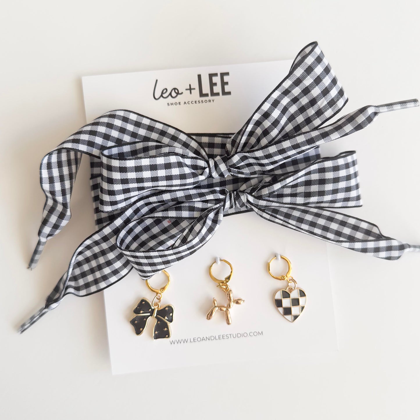 Gingham Shoe Lace amd Charm Set – Black & White | Leo + LEE Shoe Accessories