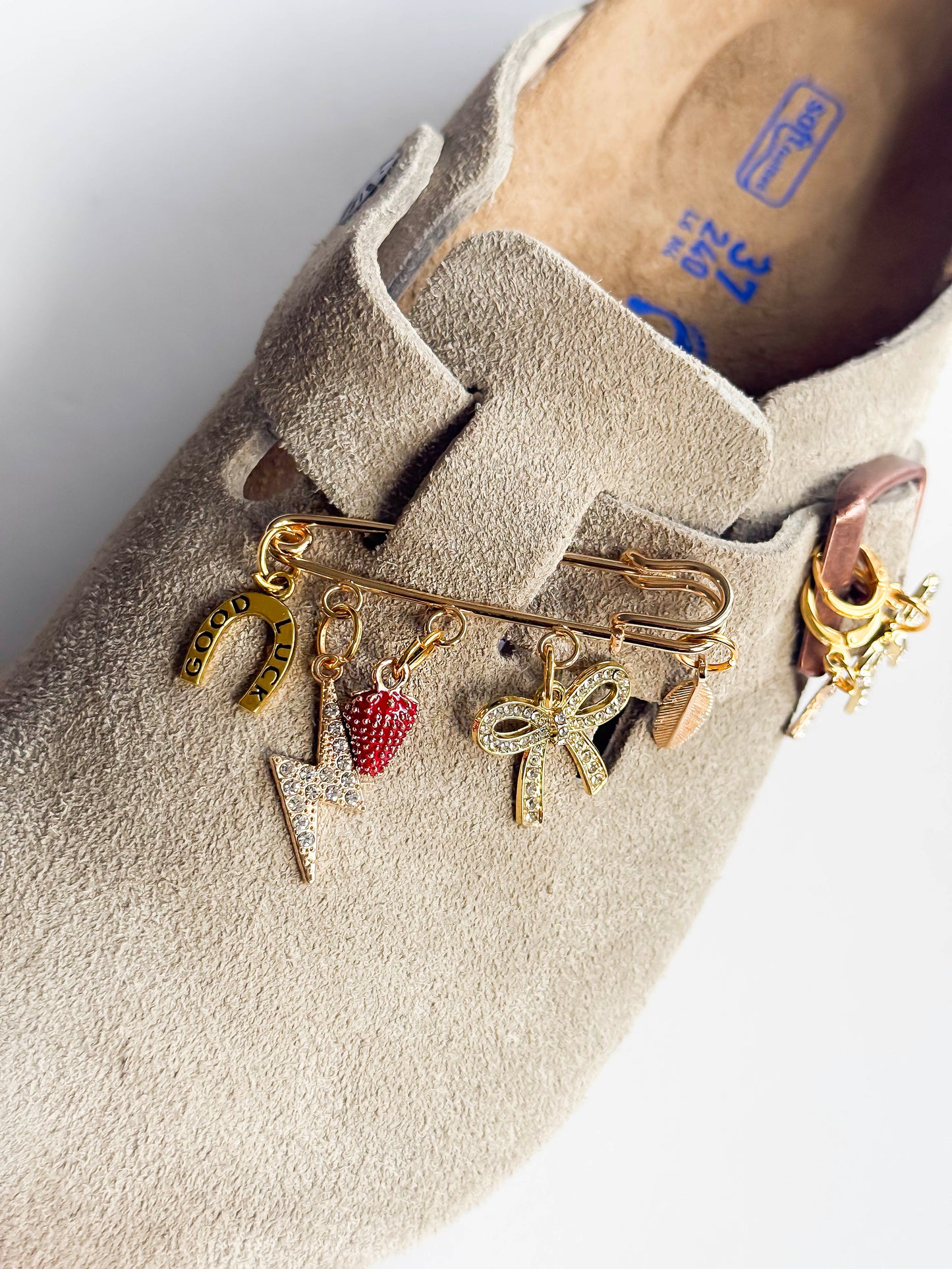 Boot, Sneaker & Birks Charm Pin – Gold Lucky Charm Shoe Accessory