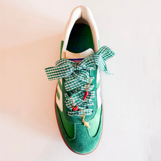 Gingham Shoe Lace amd Charm Set – Green & White | Leo + LEE Shoe Accessories