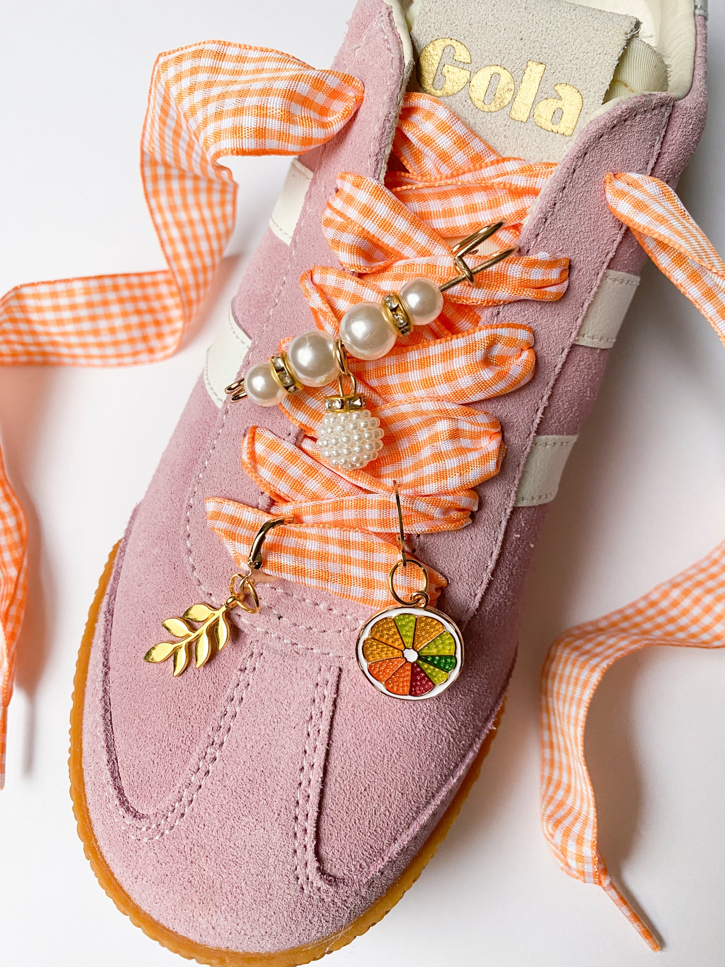 Orange Gingham Sneaker Charm Set – Pearl Pin, Fern & Fruit Slice Charms