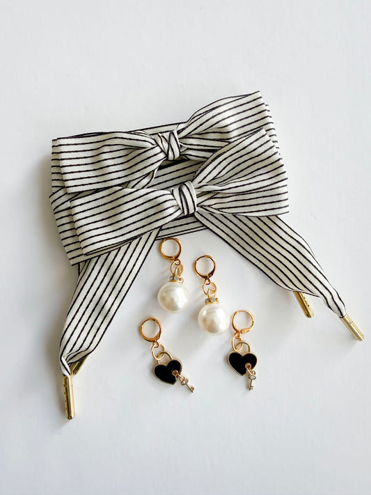 Heritage Striped Bow Lace Charm Set – Pearl & Heart Key Shoe Charms| Black
