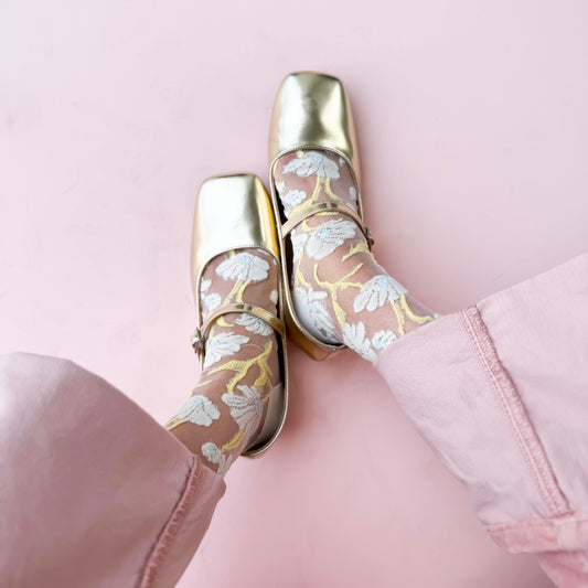 Sheer Daisy Glass Socks - Breathable Glass Breathable Sheer Ankle Socks