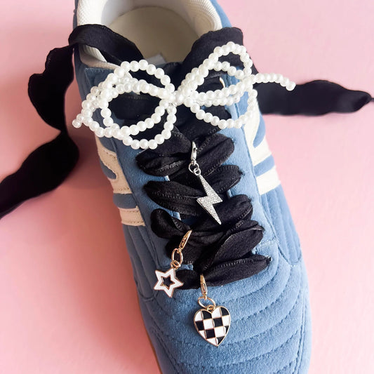 Pearl Bow & Charm Set – Custom Shoe Lace Charms for Sneaker Decoration